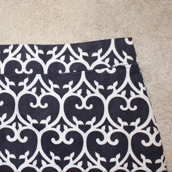NWT Navy Pattern Straight Skirt - Bevello - Picture 4 of 8